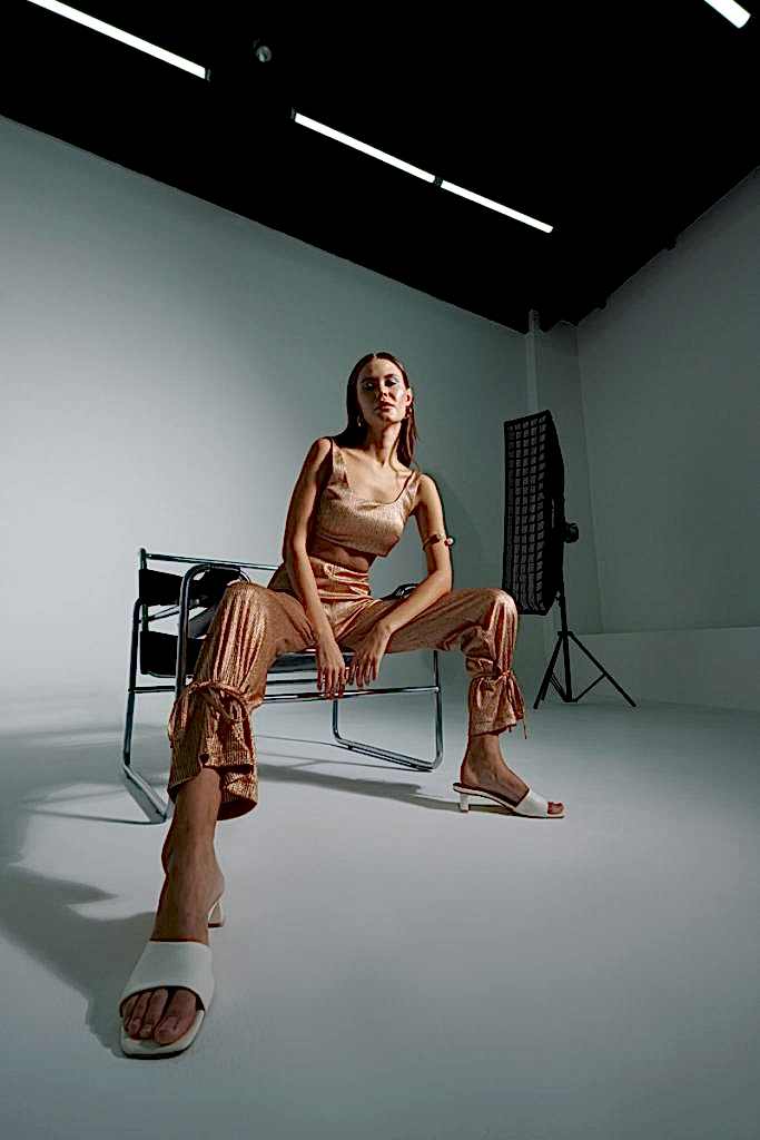 Mankenli Tekstil Moda Stillife Editorial Video Reels  Fotoğraf çekimi                                                                           