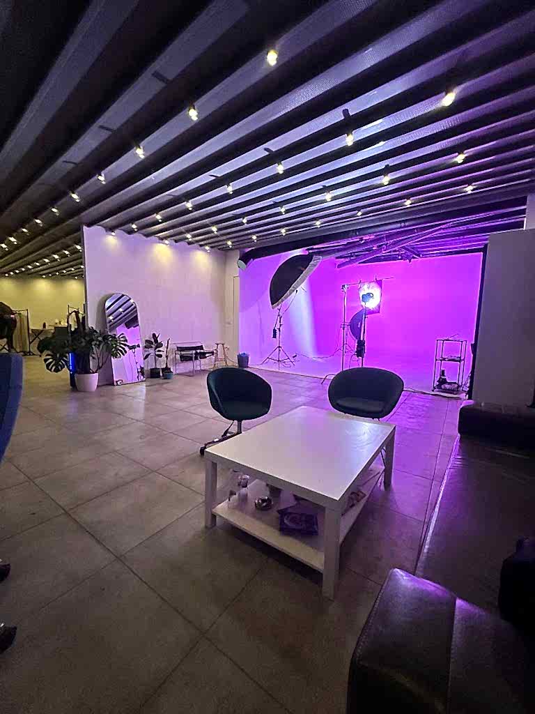 Günlük Haftalık Aylık Kiralık Fotoğraf Video Youtube Studio