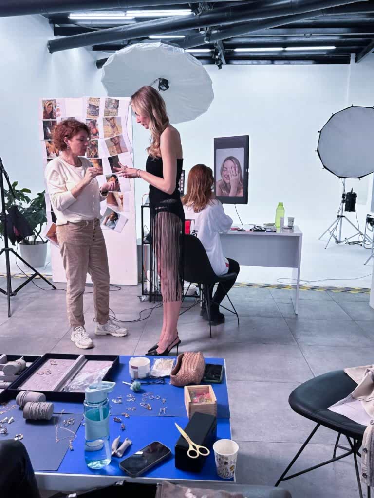 Günlük Haftalık Aylık Kiralık Fotoğraf Video Youtube Studio