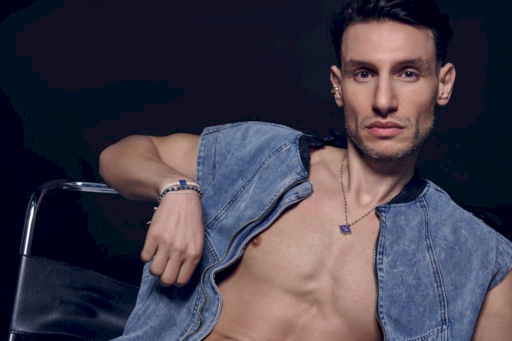 Takı mucevher sosyalmedia E-Ticaret Fotoğraf çekimi Ürün Dekupe footoğraf çekimi 